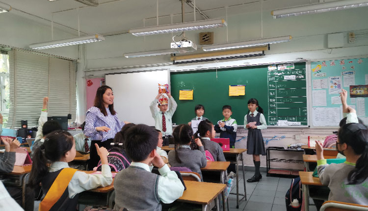 教育传媒：学生上绘本课时反应雀跃，老师亦从中学到不少新的教学技巧。