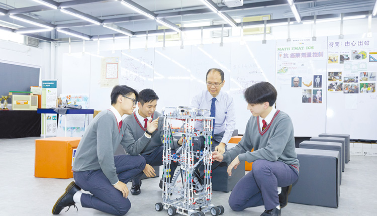 教育传媒：因应STEM教育及电子学习发展，设立STEM SPACE， 为学科课程及延伸活动、跨校交流、研习探究等提供多元功能与弹性兼备的空间。
