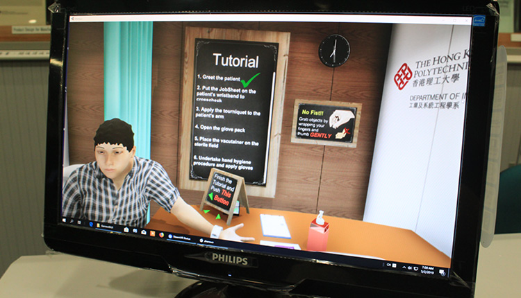 教育传媒：与伊利沙伯医院合作，引用VR技术为学员提供抽血训练。