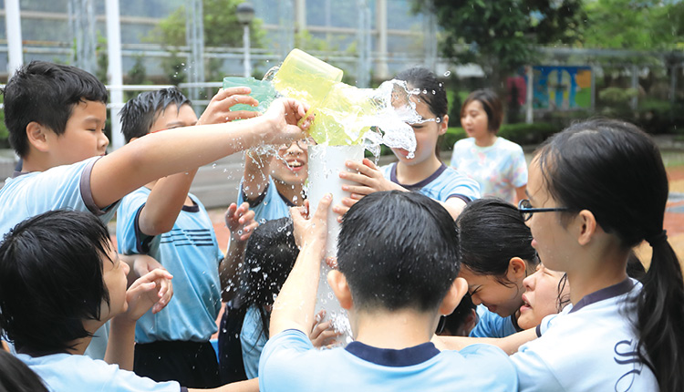 同学透过毕业历奇活动，学习面对挑战和困难，终身受用。