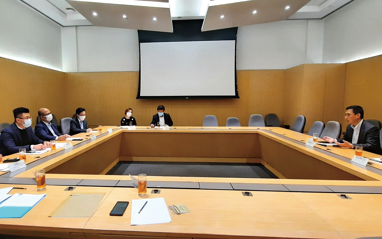 教联会及教工会晤教育局　反映同工诉求