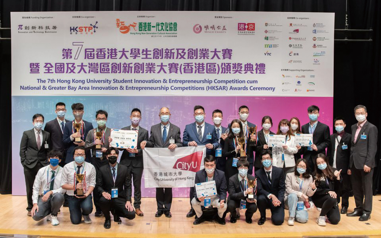 学生在本地及区域比赛中屡获殊荣