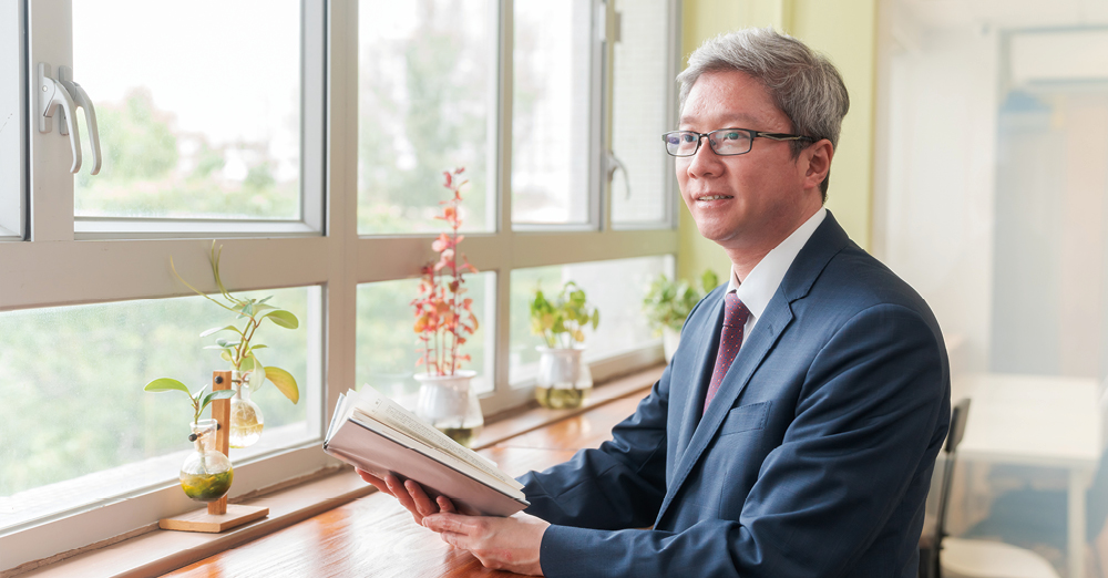 梅校长尤其重视学习过程。