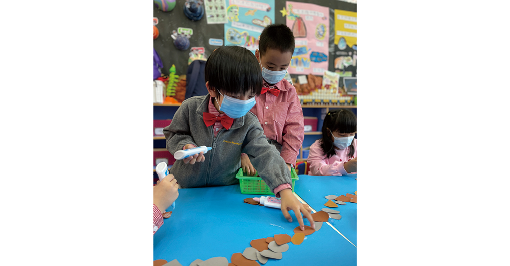 使用简报和主题图书「晶晶中华游」引发孩子的学习动机